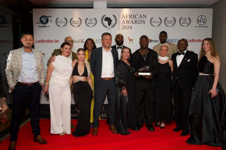 Retour en images sur une soirée exceptionnelle: les African Awards, Soulier d’ébène 2024✨

Une soirée sous le signe du VIVRE ENSEMBLE.