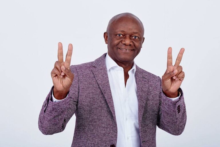 Merci à toutes et tous pour vos nombreux messages à l’occasion de mon anniversaire 🎉🙏