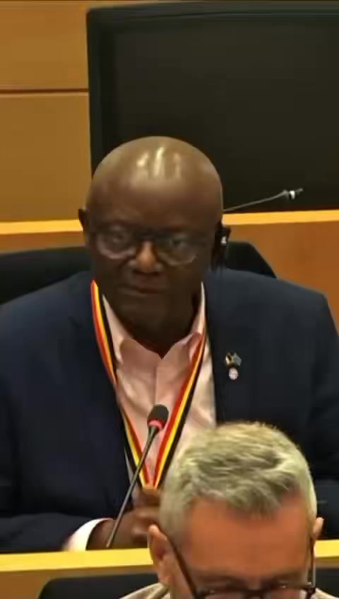 🎙️ Commission des Relations extérieures – 24 février 2026

Je suis revenu ce mardi sur l’article publié dans Le Vif avec Mark Eyskens :